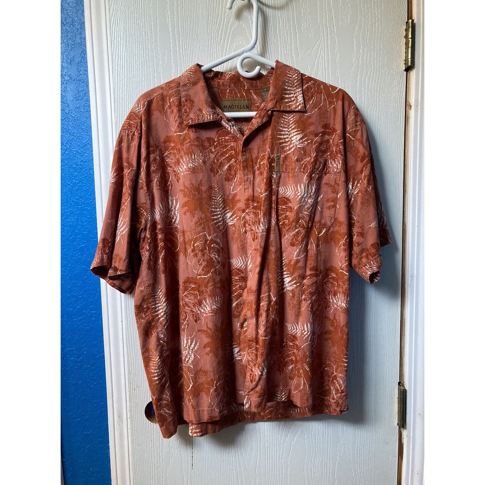MAGELLAN FISHING MEN'S SZ L SHORT SLEEVE BUTTON UP SHIRT HAWAIIAN PRINT